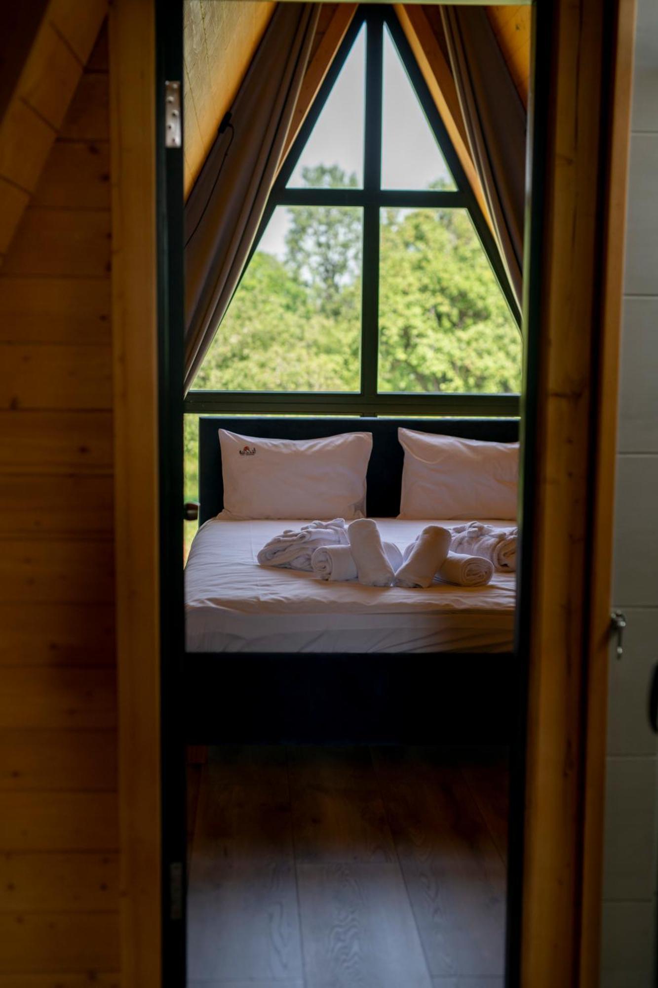 Vino Chalets Bran Sohodol  エクステリア 写真
